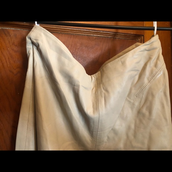 Vintage Leather Pants. Size 6 - Picture 2 of 5